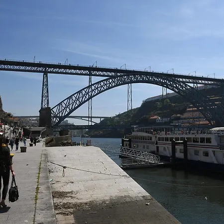 Hotel na wodzie Invicta Ribeira Boat