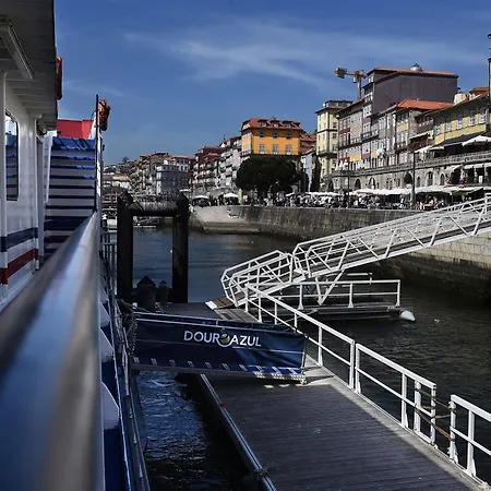 Invicta Ribeira Boat 3* Porto