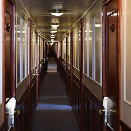 Hotel na wodzie Invicta Ribeira Boat Porto